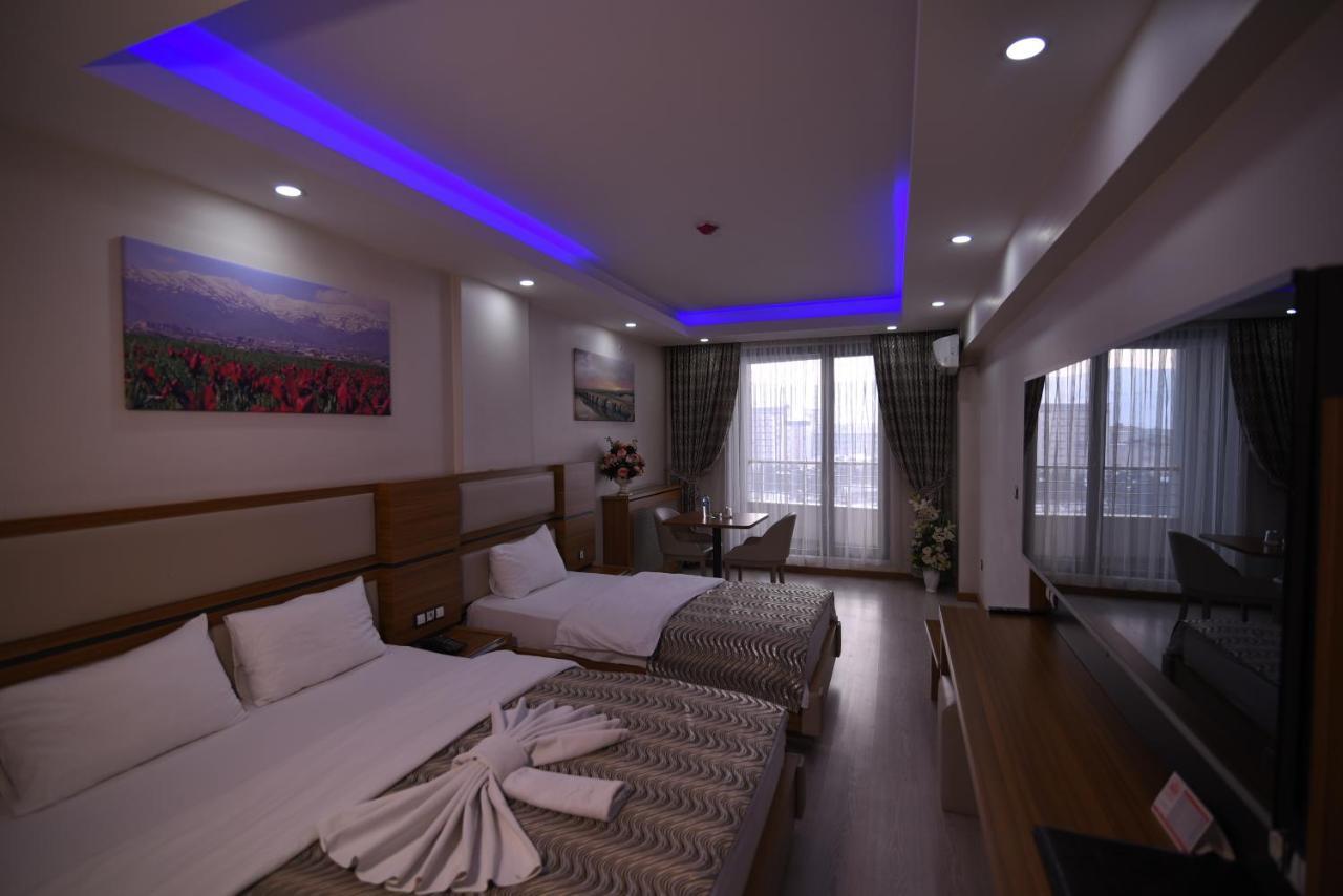 Mus Grand Hotel ภายนอก รูปภาพ