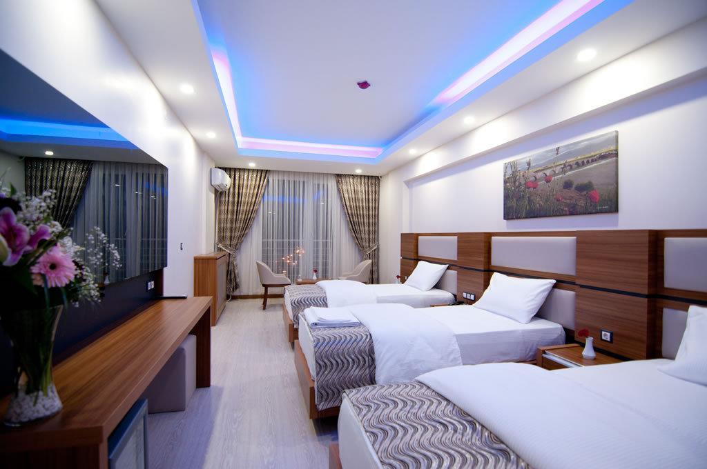 Mus Grand Hotel ห้อง รูปภาพ