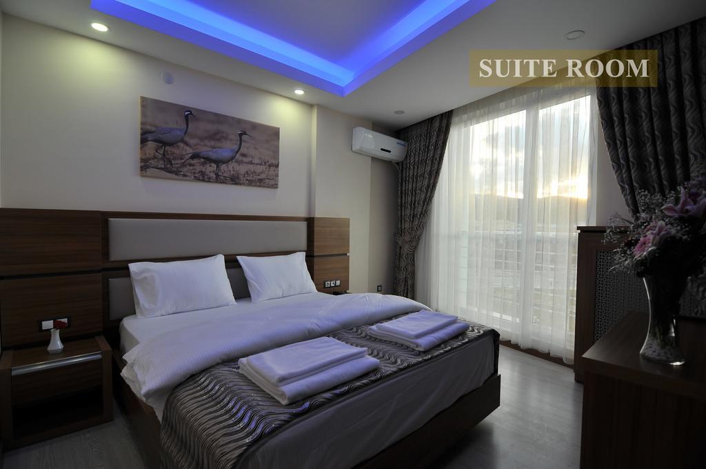 Mus Grand Hotel ภายนอก รูปภาพ