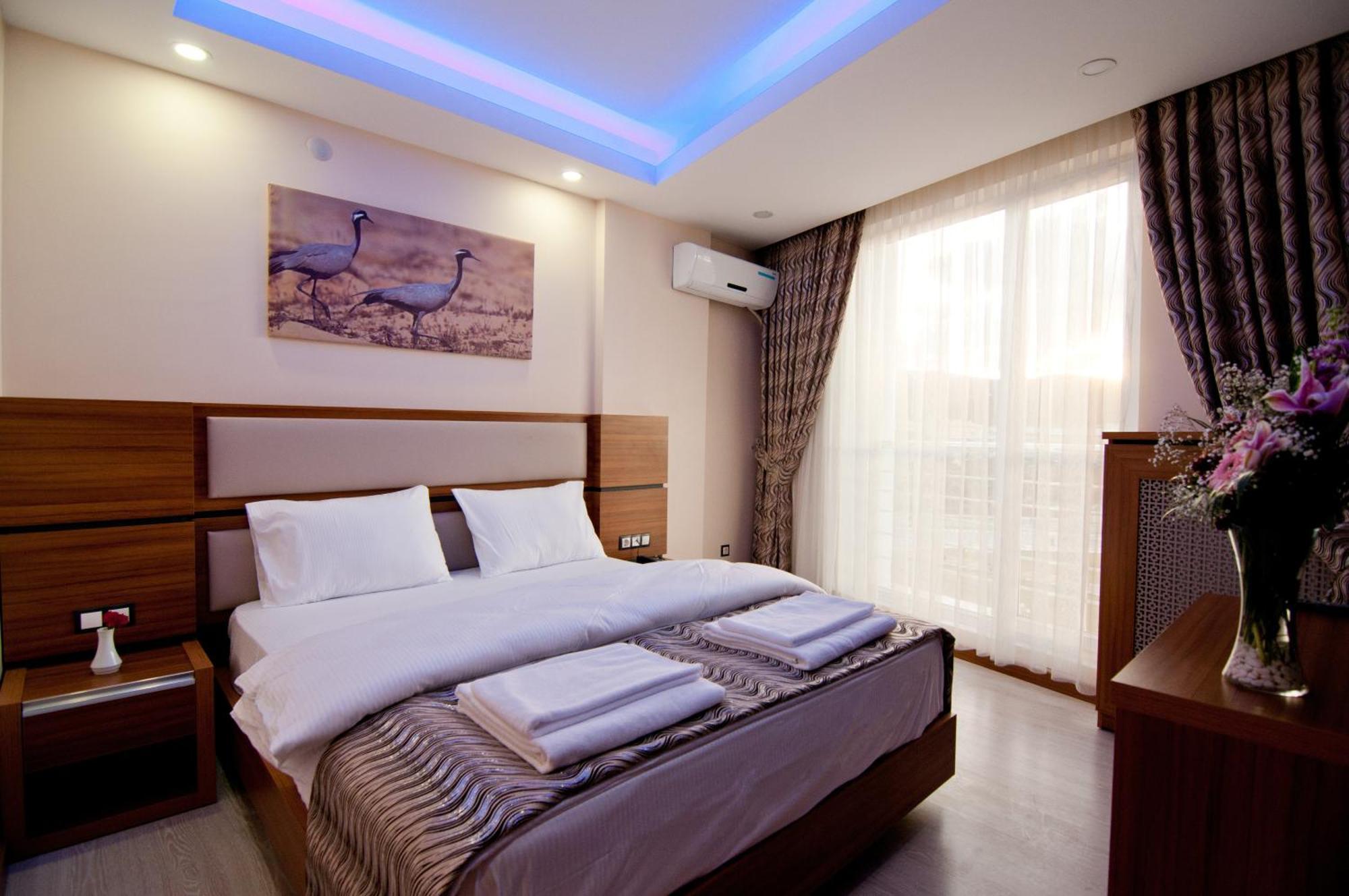 Mus Grand Hotel ภายนอก รูปภาพ